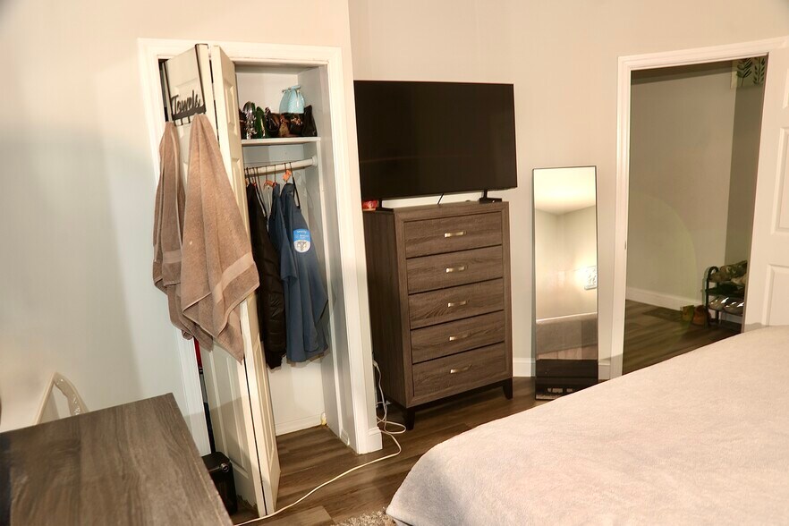 More Photos Of 544 E 3rd St, Mount Vernon Apartments For Sale