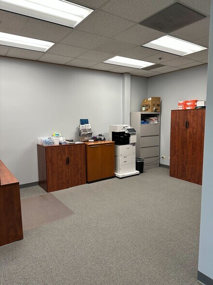 More Photos Of 6601 Owens Dr, Pleasanton Office For Lease