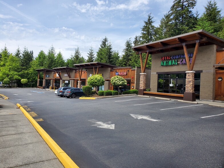 Primary Photo Of 22320 NE Marketplace Dr, Redmond General Retail For Lease