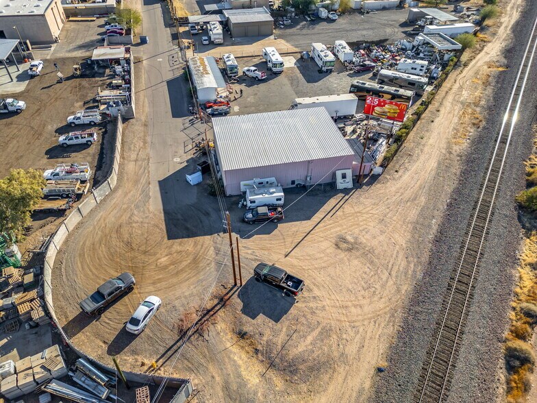 More Photos Of 7659 W Hatcher Rd, Peoria Warehouse For Sale