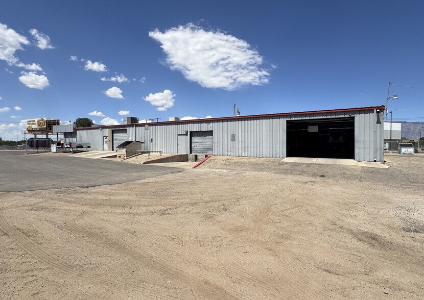 More Photos Of 4914 Pan American Fwy NE, Albuquerque Manufacturing For Sale