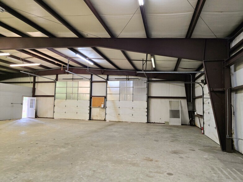More Photos Of 134 Nora St, West Monroe Industrial For Sale