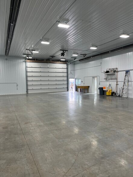 More Photos Of 2240 10th St NE st, Black Eagle Industrial For Lease