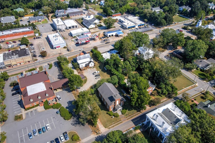 More Photos Of 205 E Liberty St, Washington Religious Facility For Sale