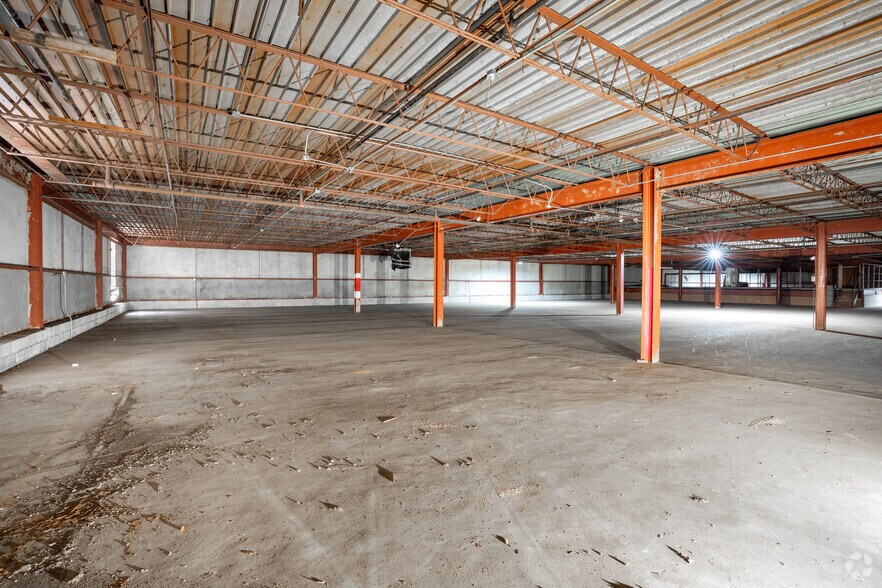 More Photos Of 3835 Gulfway Dr, Port Arthur Warehouse For Lease