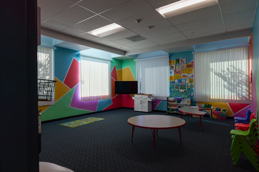 More Photos Of 26770 Ynez Ct, Temecula Loft Creative Space For Sale