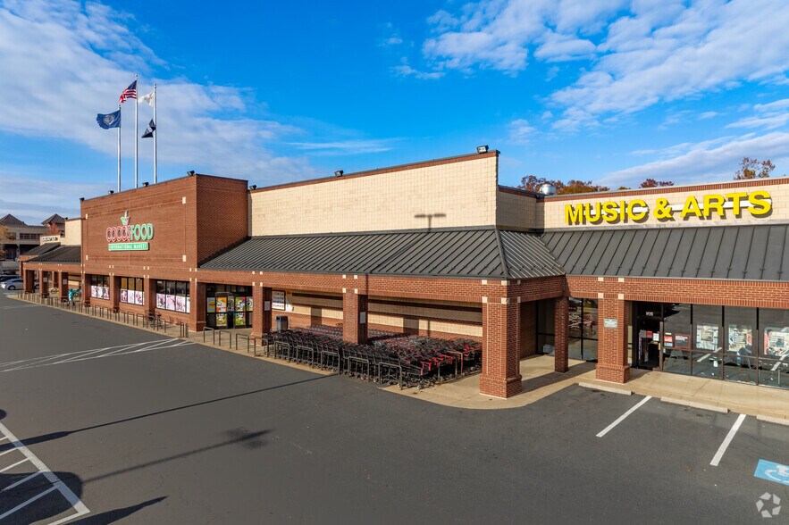 Primary Photo Of 46900-46960 Harry Byrd Hwy, Sterling Unknown For Lease