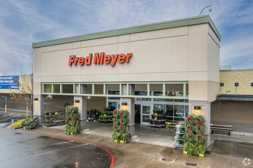 More Photos Of 7700 SW Beaverton Hillsdale Hwy, Portland Unknown For Lease