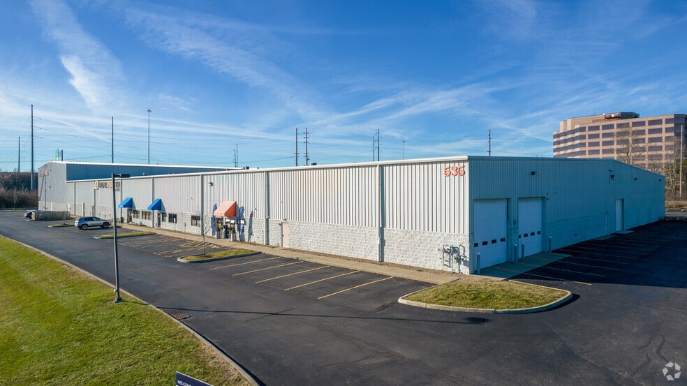 More Photos Of 535 Lakeview Plaza Blvd, Worthington Warehouse For Sale