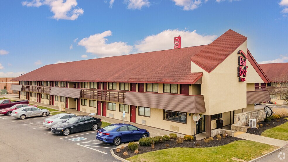 Primary Photo Of 7370 Miller Ln, Dayton Hotel For Sale