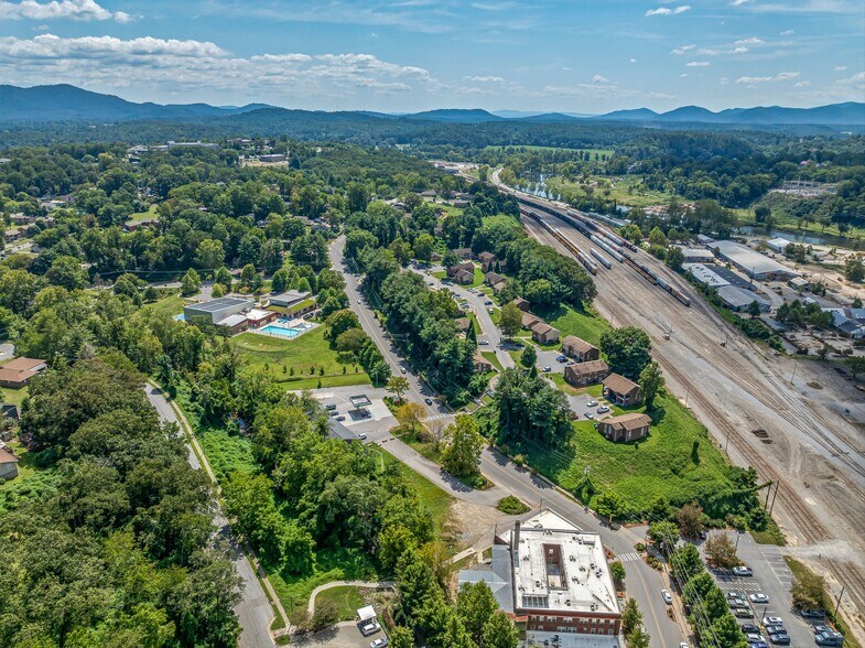 More Photos Of 410 Depot St, Asheville Land For Sale