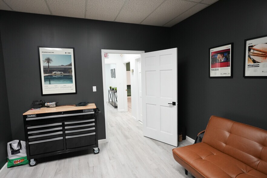 More Photos Of 38 Church St, Patchogue Loft Creative Space For Lease