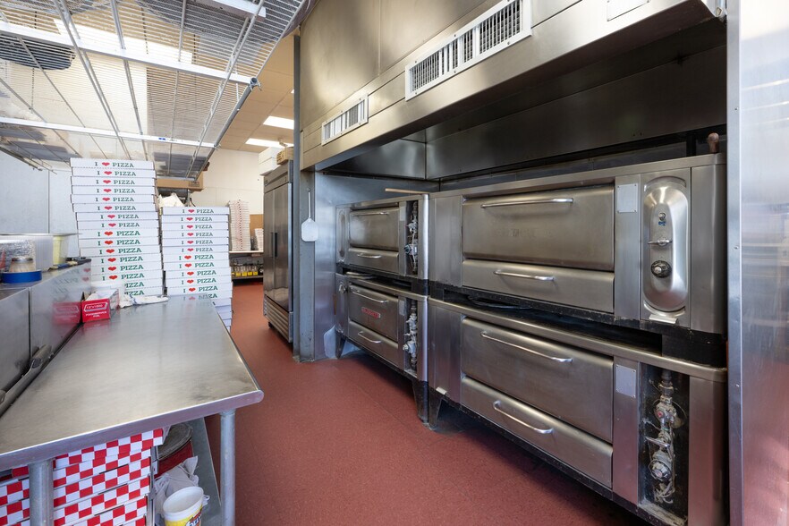 More Photos Of 601 Front St, Catasauqua Restaurant For Sale