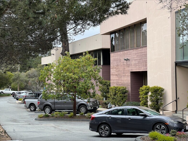 More Photos Of 2511 Garden Rd, Monterey Unknown For Lease