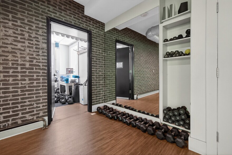 More Photos Of 444 S Blount St, Raleigh Apartments For Sale