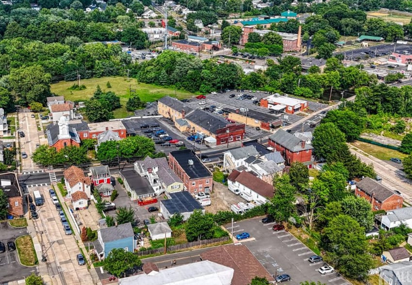 More Photos Of 46 N Main St, Milltown General Retail For Lease