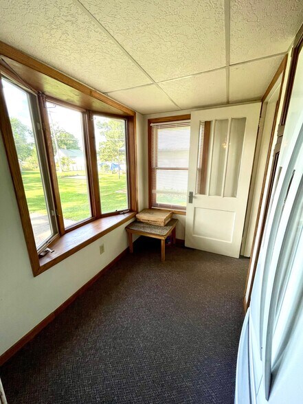 More Photos Of 2003 Broadway St S, Menomonie Storefront Retail Residential For Sale