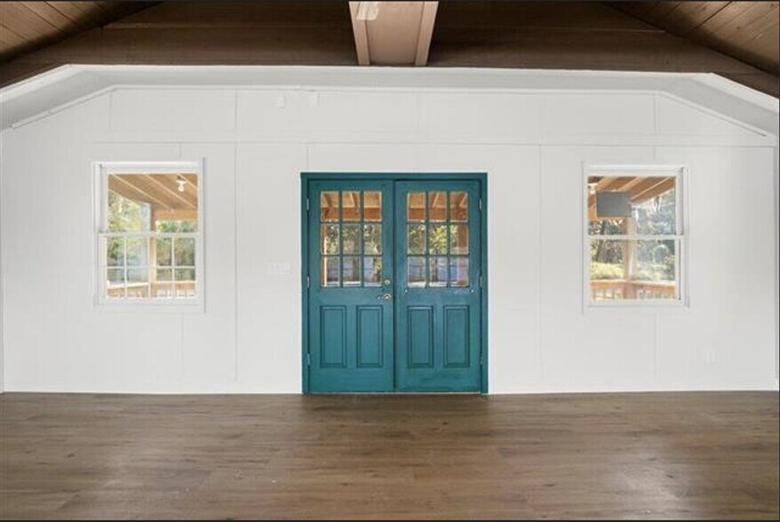 More Photos Of 13555 County Road 13 N, Saint Augustine Specialty For Lease