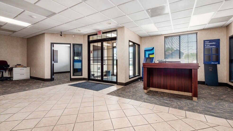 More Photos Of 220 E State St, Newcomerstown Bank For Sale