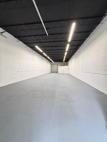 More Photos Of 1225 S Dixie Hwy, Pompano Beach Warehouse For Lease