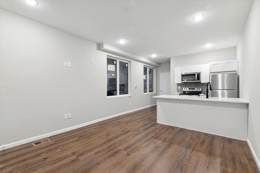 More Photos Of 1230 N Marshall St, Philadelphia Apartments For Sale