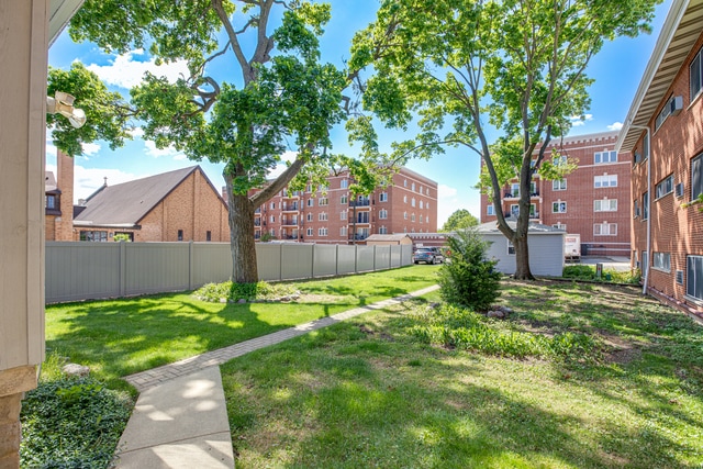 More Photos Of 422 W Wesley St, Wheaton Office For Sale
