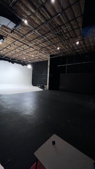 More Photos Of 550 Overlook Dr, Winter Haven Warehouse For Sale