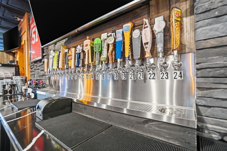 More Photos Of 2330 Bright Rd, Findlay Sports And Entertainment For Sale