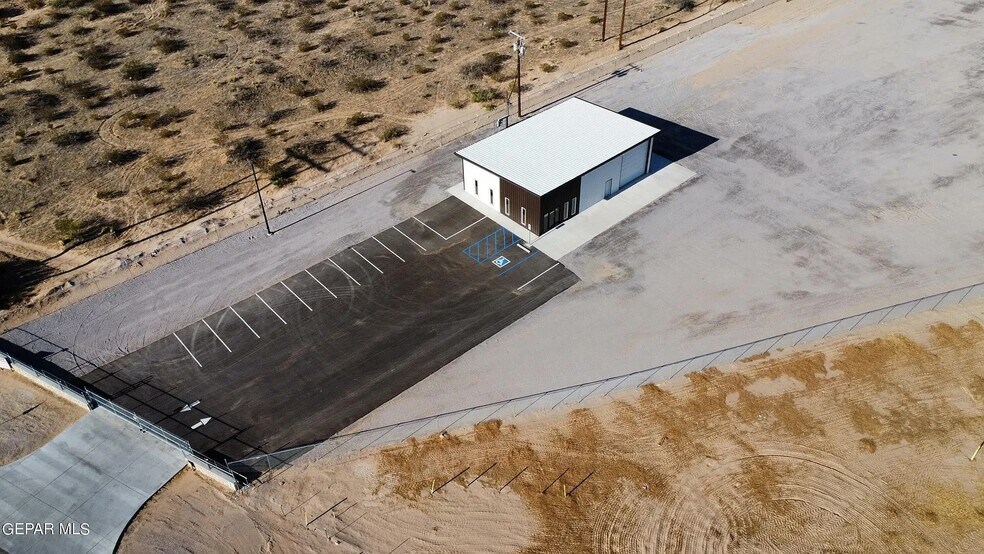 More Photos Of 22950 Stern dr, Anthony Land For Lease