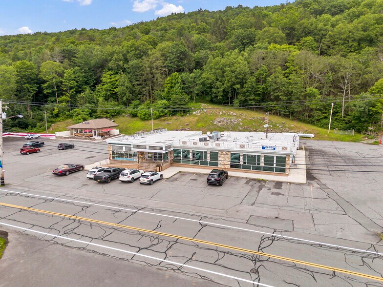 More Photos Of 1908 Old Route 17, Roscoe Restaurant For Sale