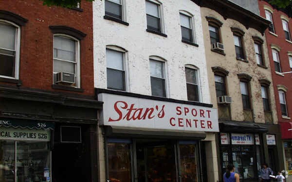 More Photos Of 528 Washington St, Hoboken Storefront Retail Residential For Lease