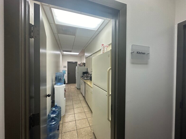 More Photos Of 601 N New York Ave, Winter Park Office For Lease