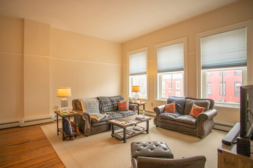 More Photos Of 43-49 Main, Bangor Office For Sale