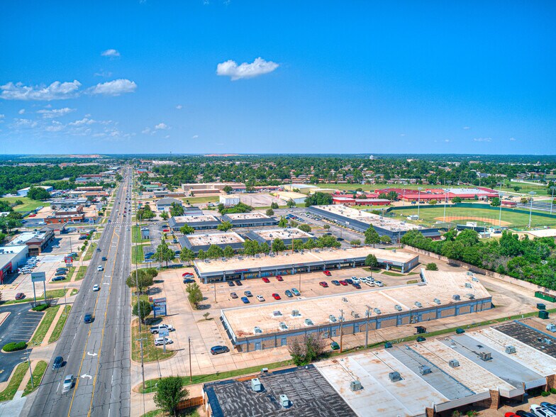 More Photos Of 1200 S Air Depot Blvd, Midwest City Unknown For Lease
