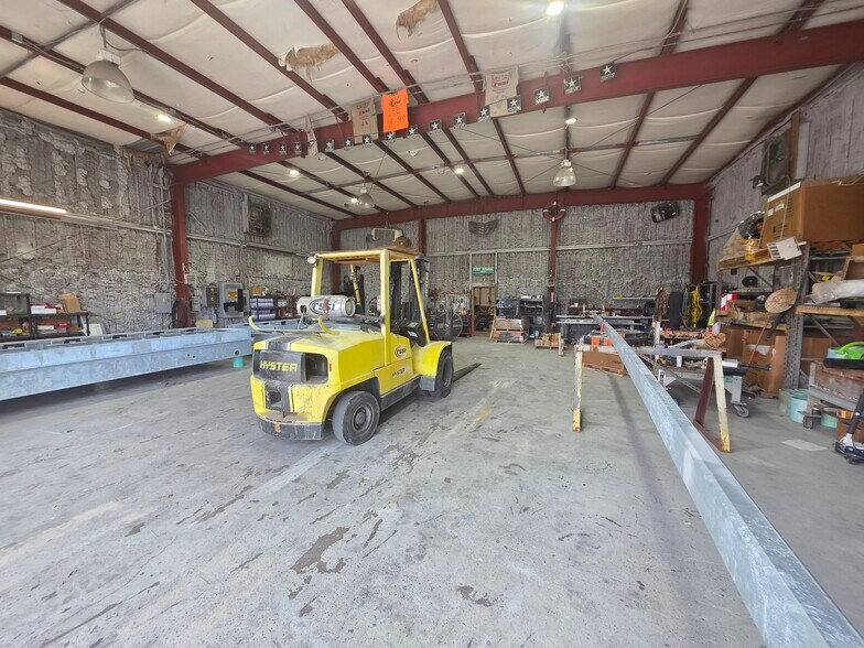 More Photos Of 6530 E Highway 22, Panama City Industrial For Lease