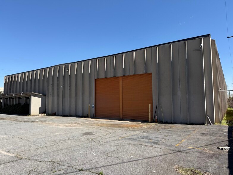 More Photos Of 1660 Waterville Rd, Macon-Bibb Industrial For Lease