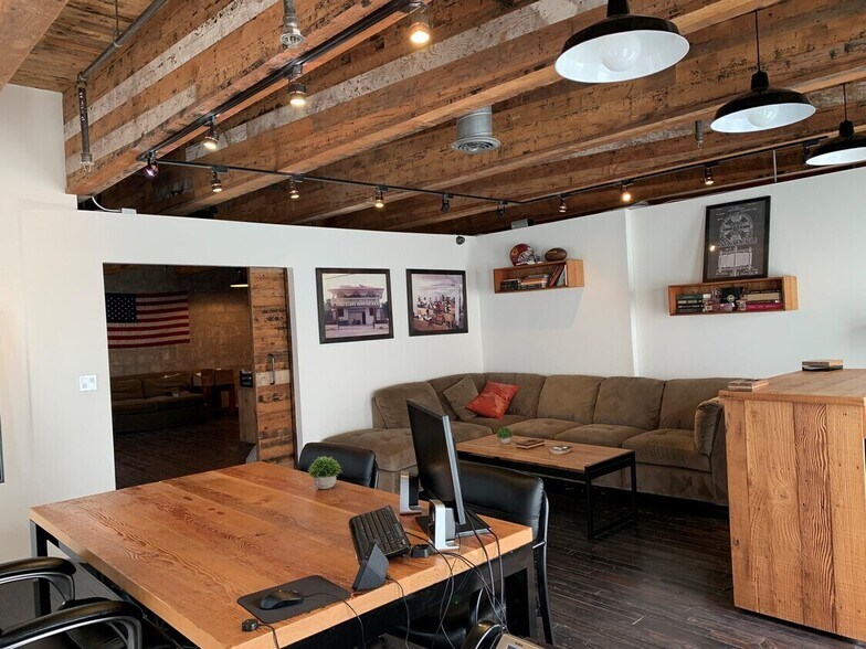 More Photos Of 3014 N Coolidge Ave, Los Angeles Warehouse For Lease