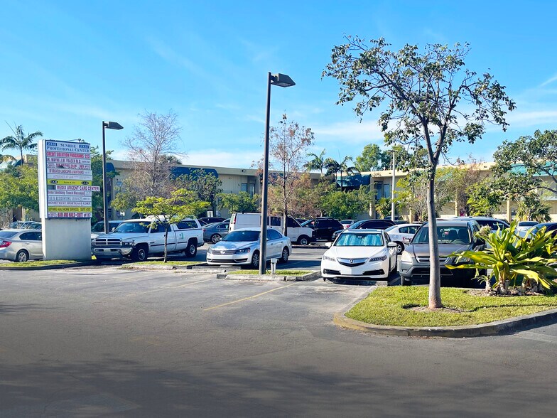 More Photos Of 2331 N State Road 7, Lauderhill Office For Sale