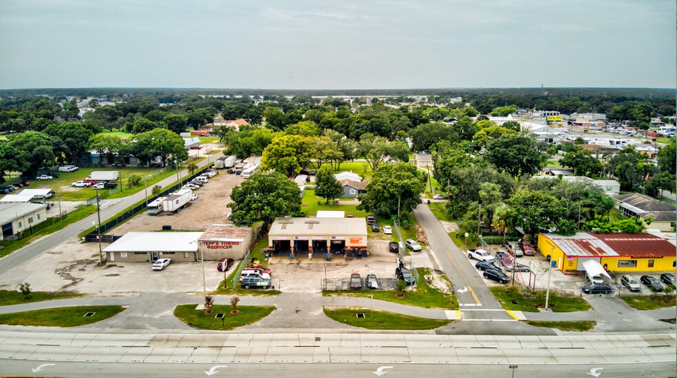 More Photos Of 2016 W Memorial Blvd, Lakeland Auto Repair For Sale