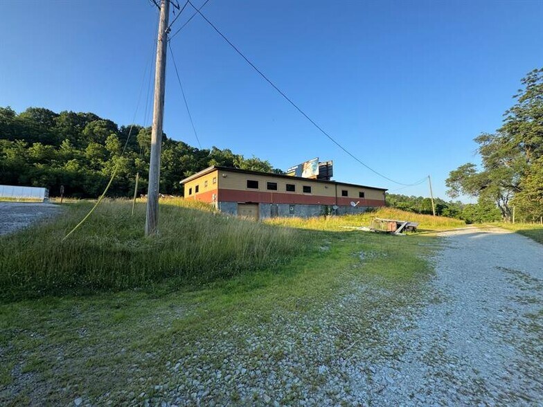 More Photos Of 97 Pines Marginal Rd, Charleroi Warehouse For Sale