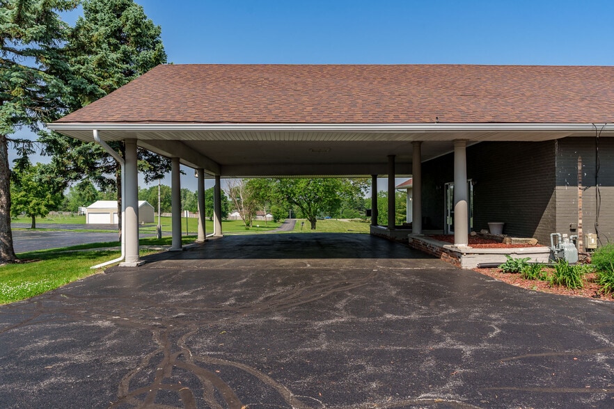 More Photos Of 4312 20th St, Rockford Religious Facility For Sale