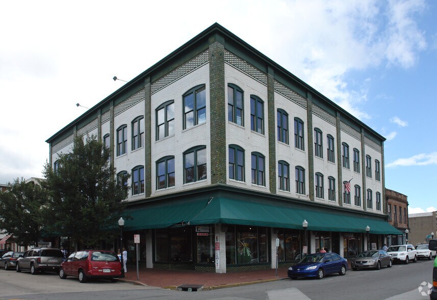 Primary Photo Of 35 Barnard St, Savannah Office For Lease