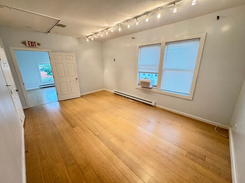 More Photos Of 4 Broadway Avenue Ext, Mystic Office For Sale