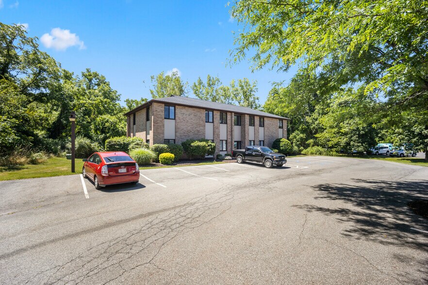 Primary Photo Of 255 Route 17K, Newburgh Unknown For Lease