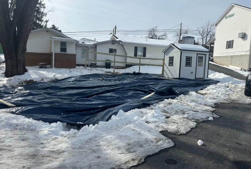 More Photos Of 1697 Middleway Pike, Bunker Hill Storefront Retail Residential For Sale