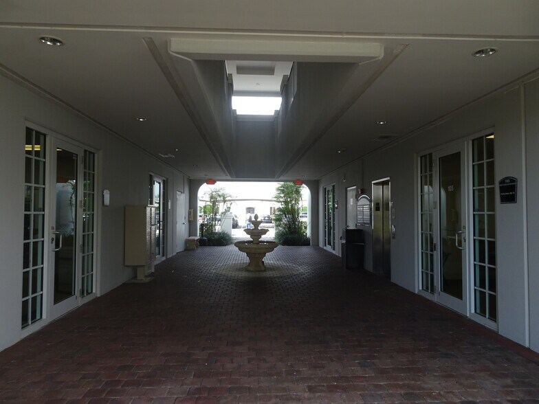More Photos Of 5300-5350 W Hillsboro Blvd, Coconut Creek Medical For Sale