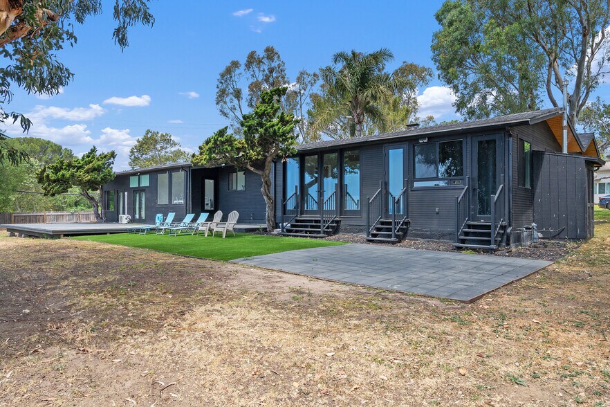 More Photos Of 27353 1/2 Pacific Coast Hwy, Malibu Apartments For Sale