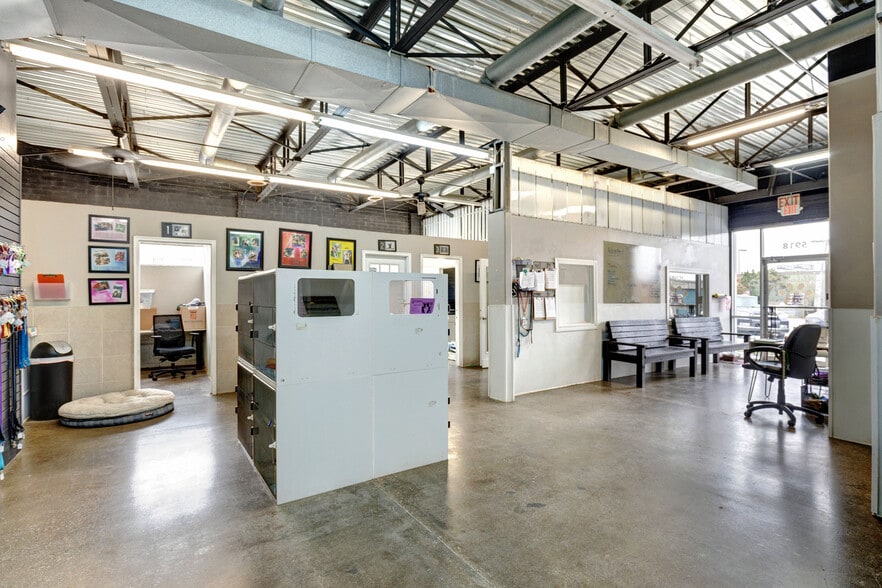 More Photos Of 5918 Broadmoor St, Mission Freestanding For Sale