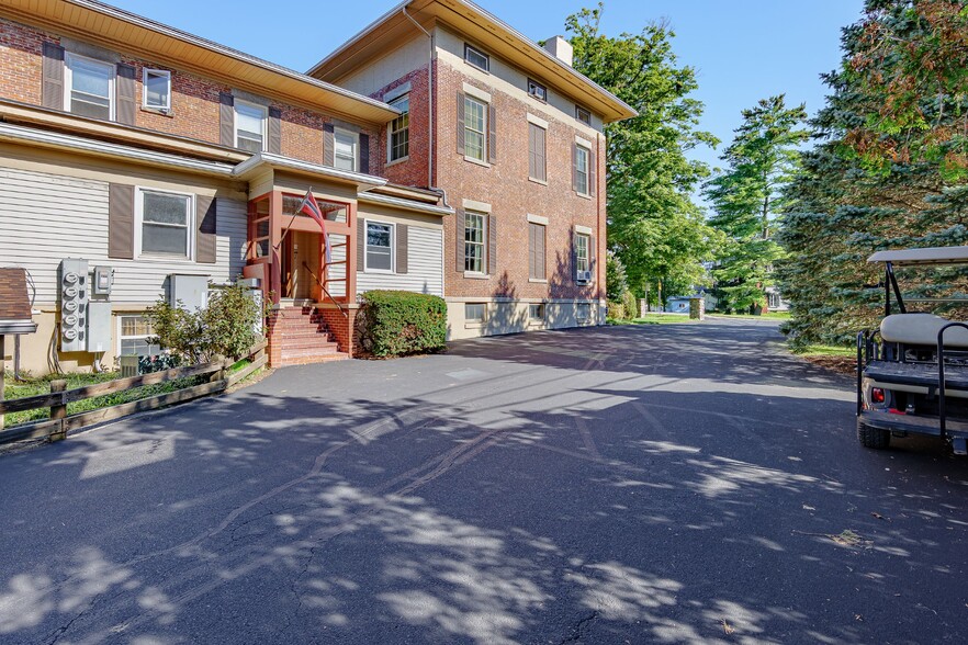 More Photos Of 23 Ontario St, Honeoye Falls Apartments For Sale
