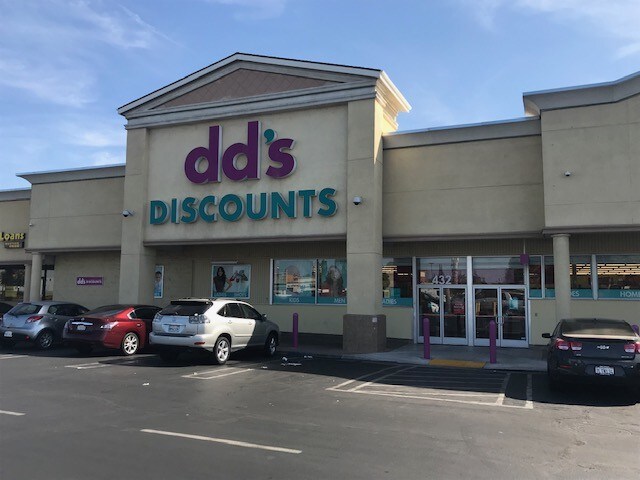 More Photos Of 406-498 W Shaw Ave, Clovis Unknown For Lease